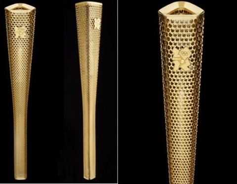 A londoni olimpiai fáklya több nézőpontból